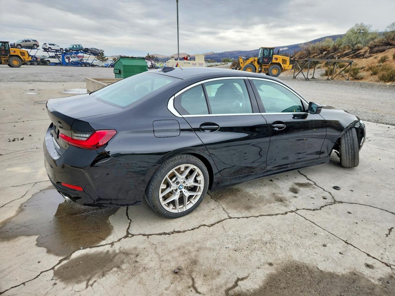 2026 BMW 330Xi - zdjęcie 3