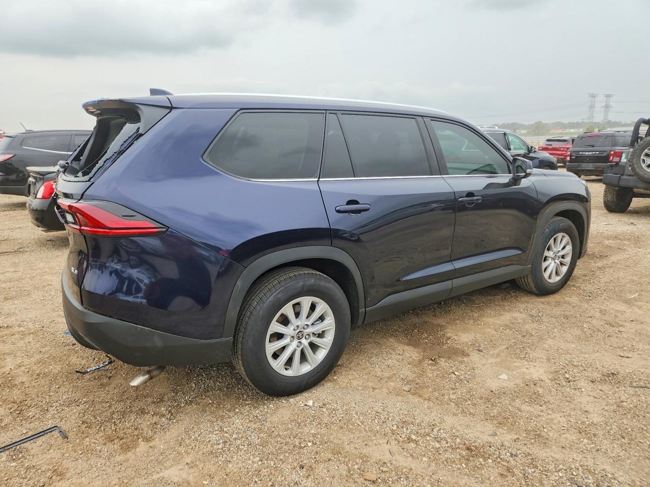2026 Toyota Grand Highlander Xle - zdjęcie 3