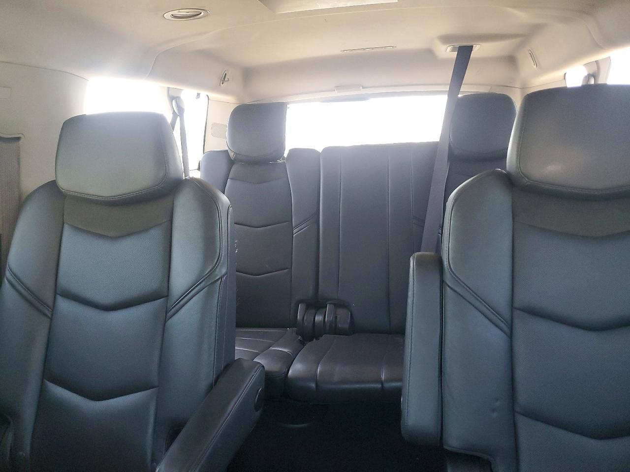 2016 Cadillac Escalade Esv Luxury - zdjęcie 10