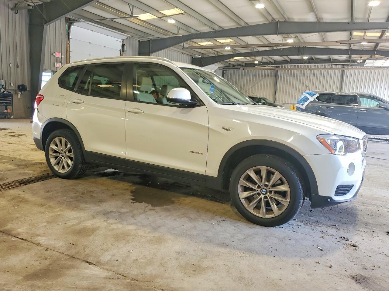 2016 BMW X3 xDrive28I - zdjęcie 4