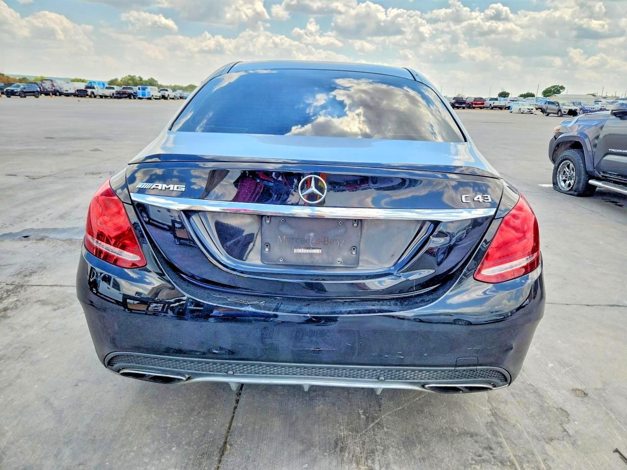 2017 Mercedes-Benz Klasa C - zdjęcie 6