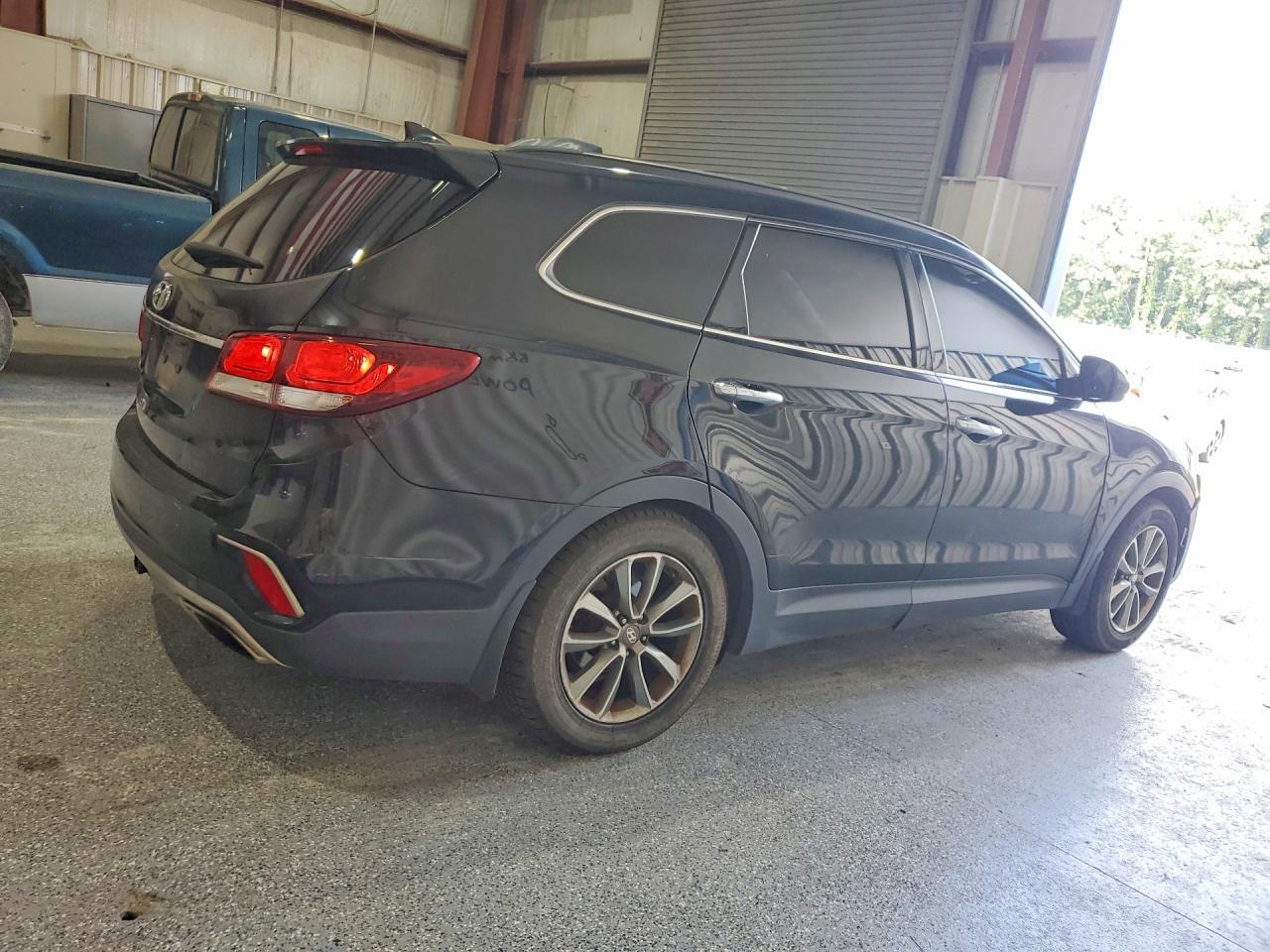 2018 Hyundai Santa Fe - zdjęcie 3
