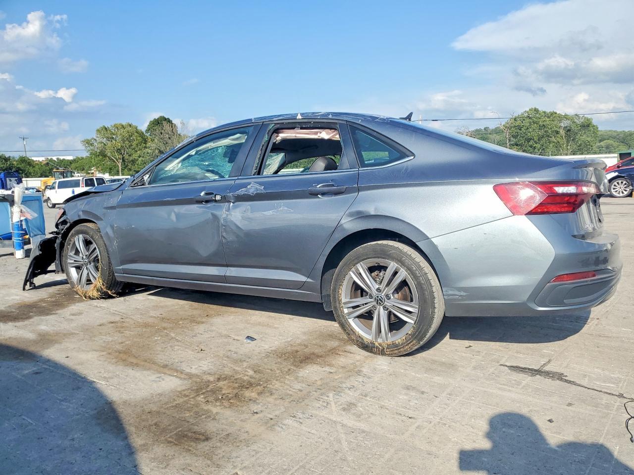 2024 Volkswagen Jetta Se - zdjęcie 2