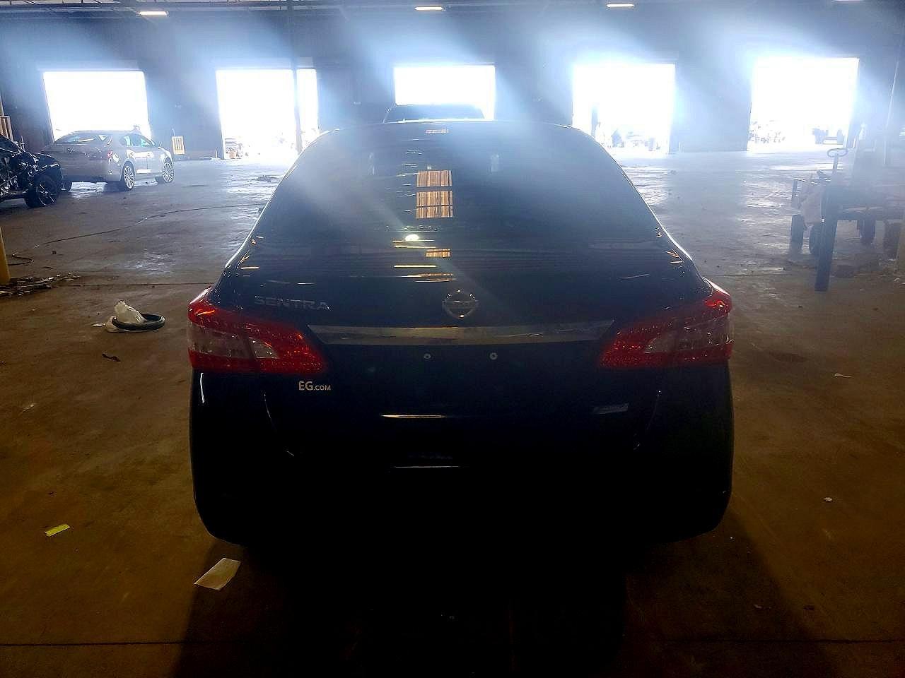 2014 Nissan Sentra S - zdjęcie 6