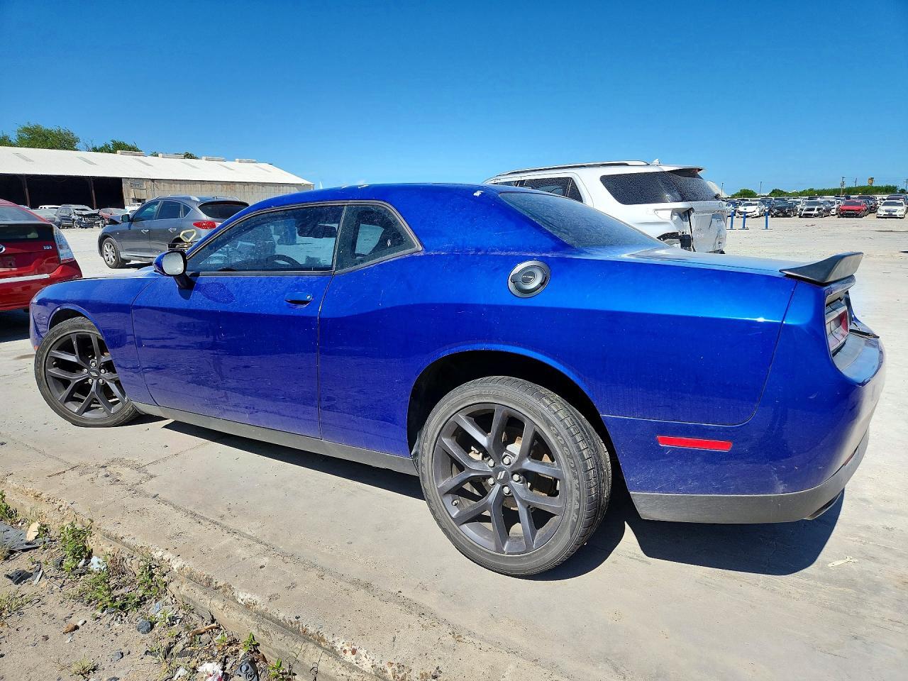 2022 Dodge Challenger Gt - zdjęcie 2