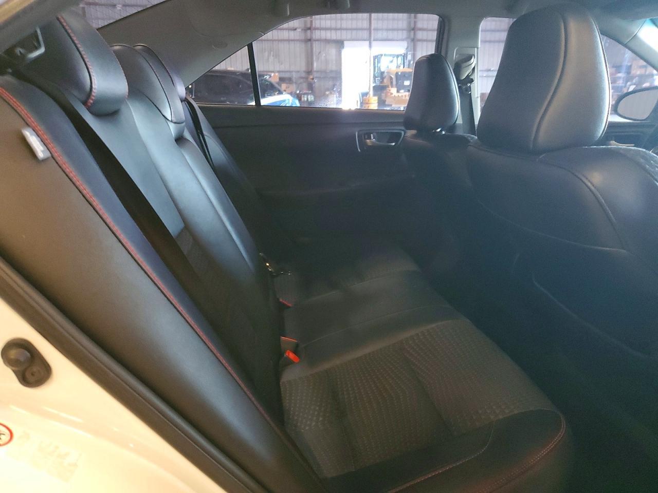 2015 Toyota Camry Se - zdjęcie 10