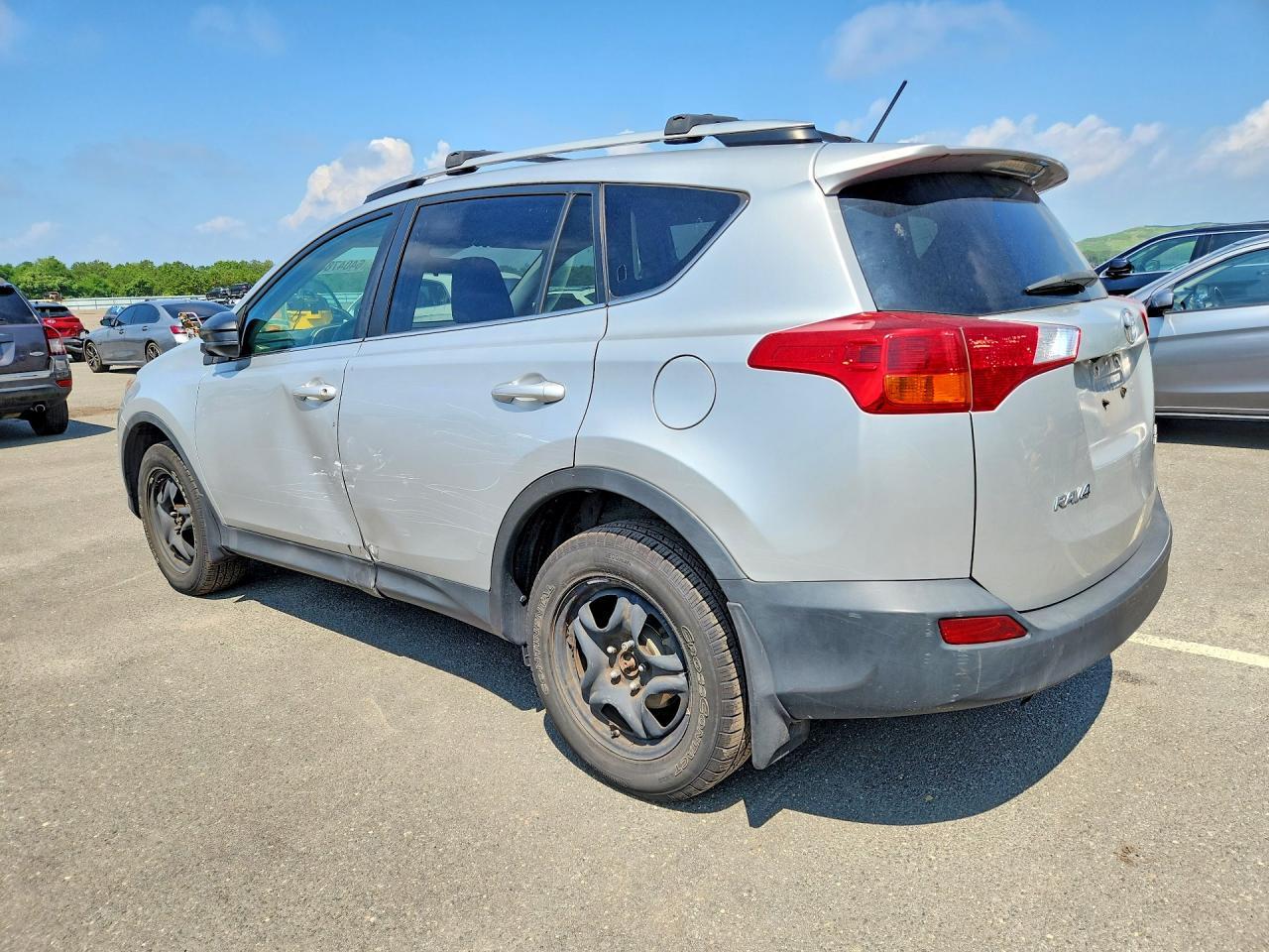 2013 Toyota Rav4 Le - zdjęcie 2