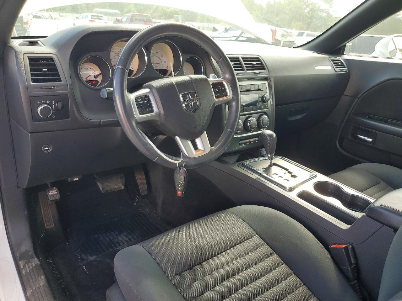 2013 Dodge Challenger Sxt - zdjęcie 8