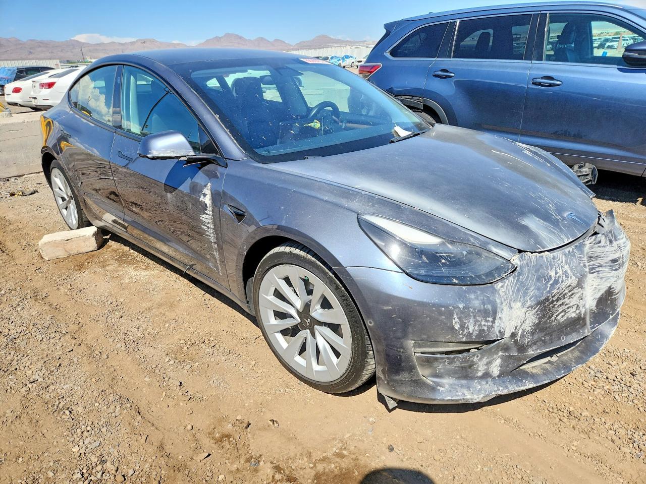 2022 Tesla Model 3 - zdjęcie 4