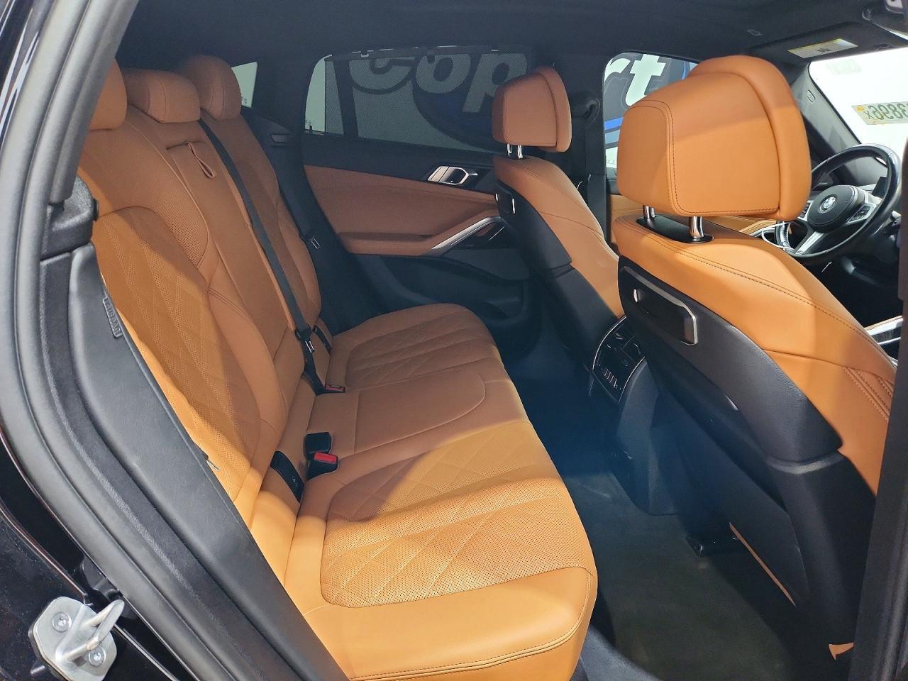 2024 BMW X6 xDrive40I - zdjęcie 11