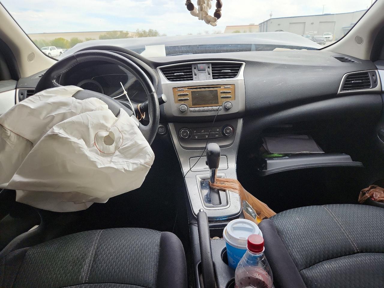2014 Nissan Sentra Sr - zdjęcie 8