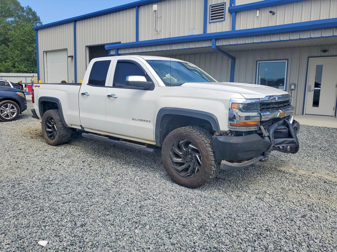 2018 Chevrolet Silverado K1500 - zdjęcie 4