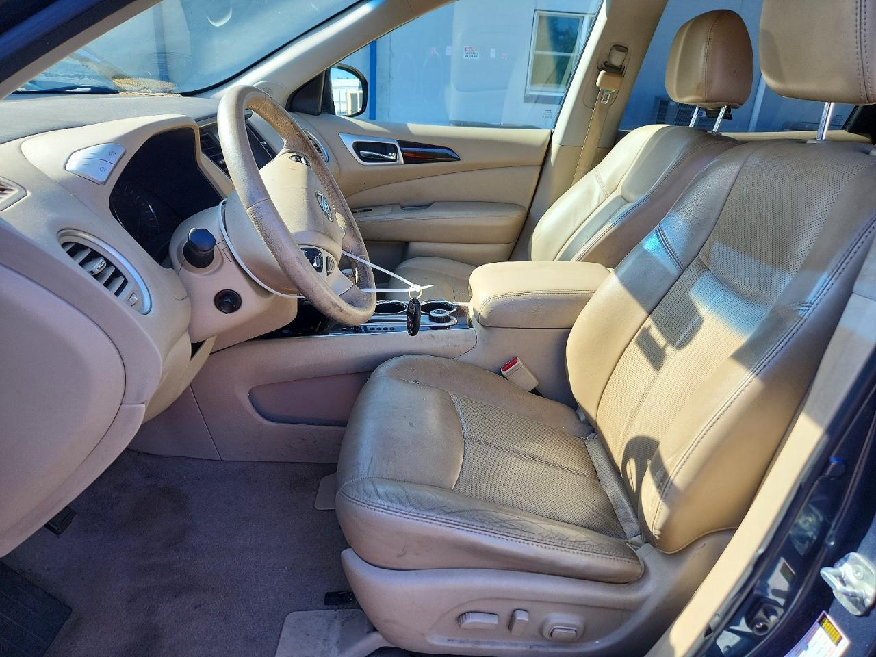 2014 Nissan Pathfinder Platinum - zdjęcie 7