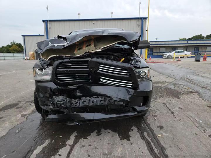 2016 Ram 1500 Sport - zdjęcie 14