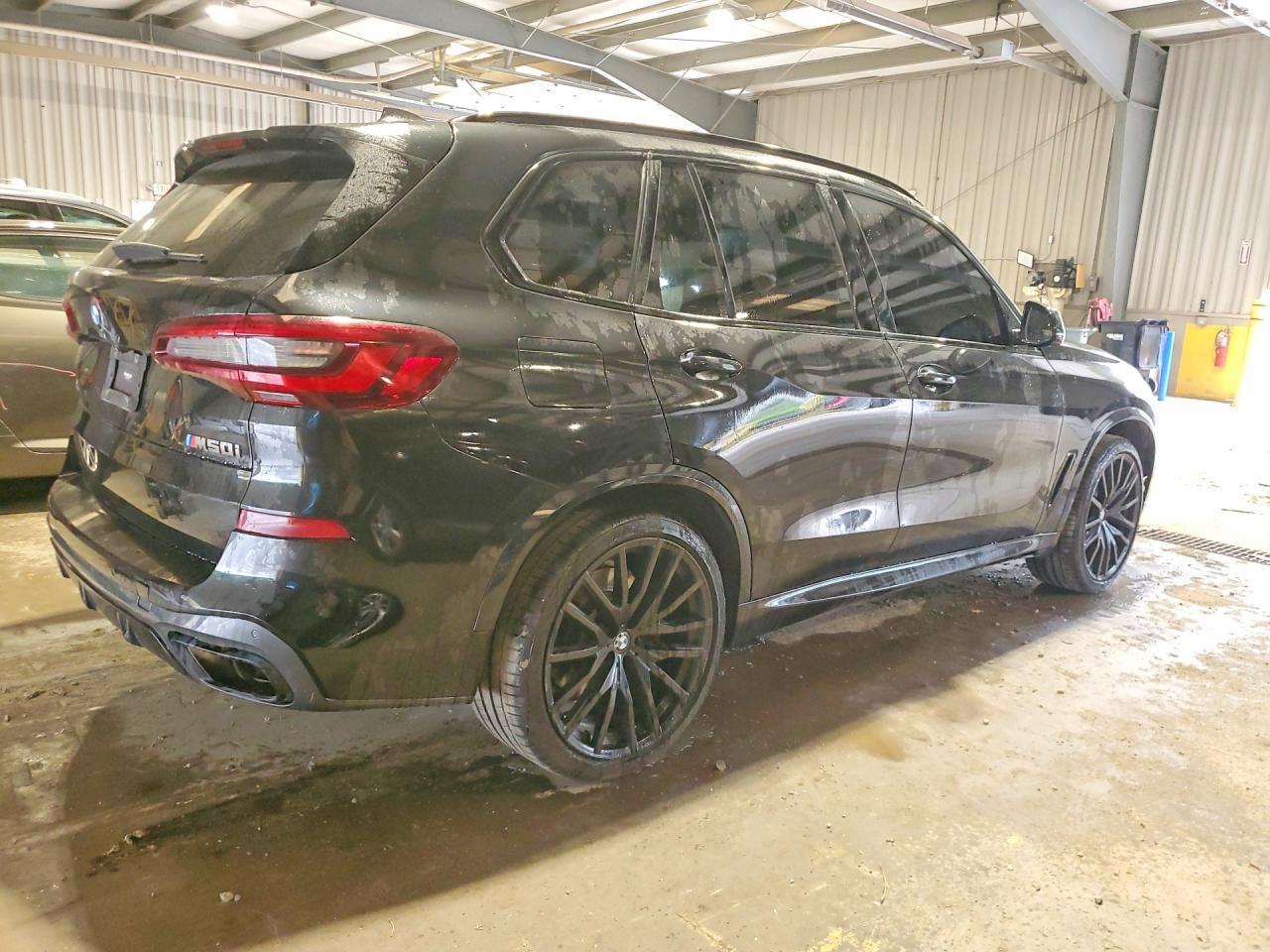 2022 BMW X5 M50I - zdjęcie 3