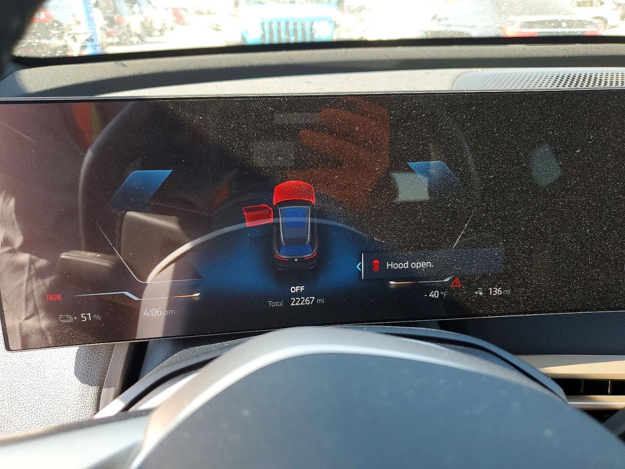 2023 BMW Ix xDrive50 - zdjęcie 9
