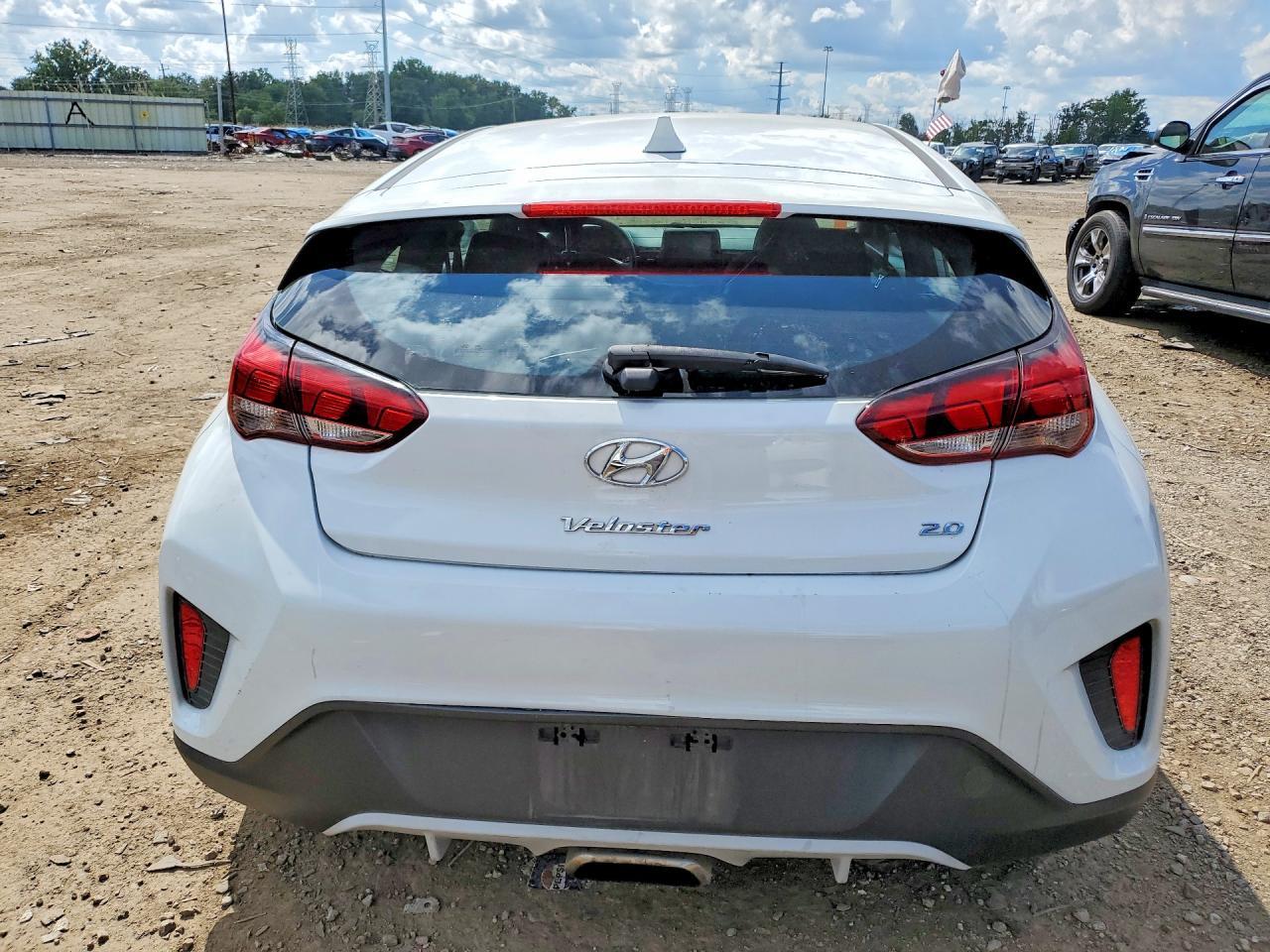 2019 Hyundai Veloster 2.0L - zdjęcie 6