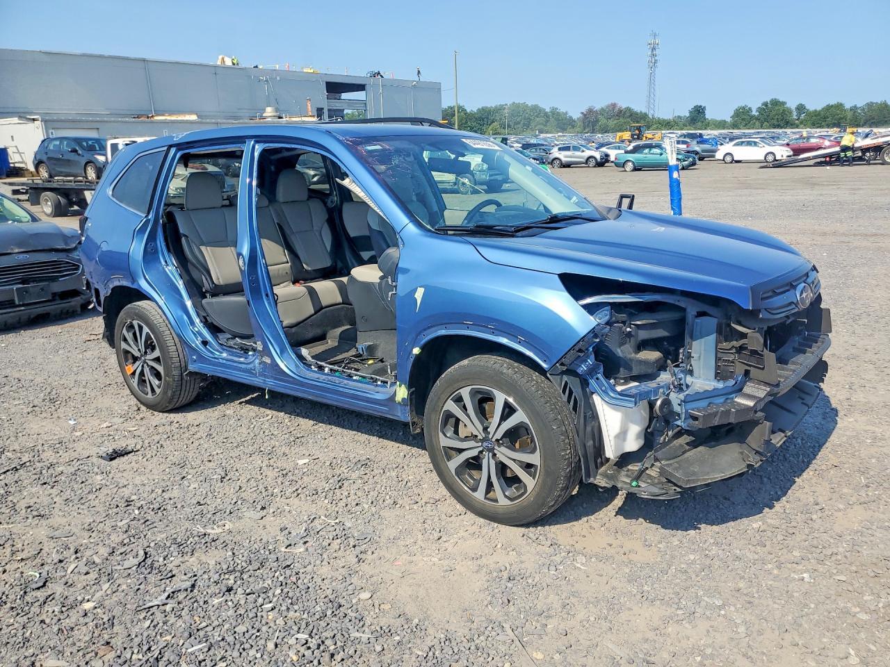 2024 Subaru Forester Limited - zdjęcie 4