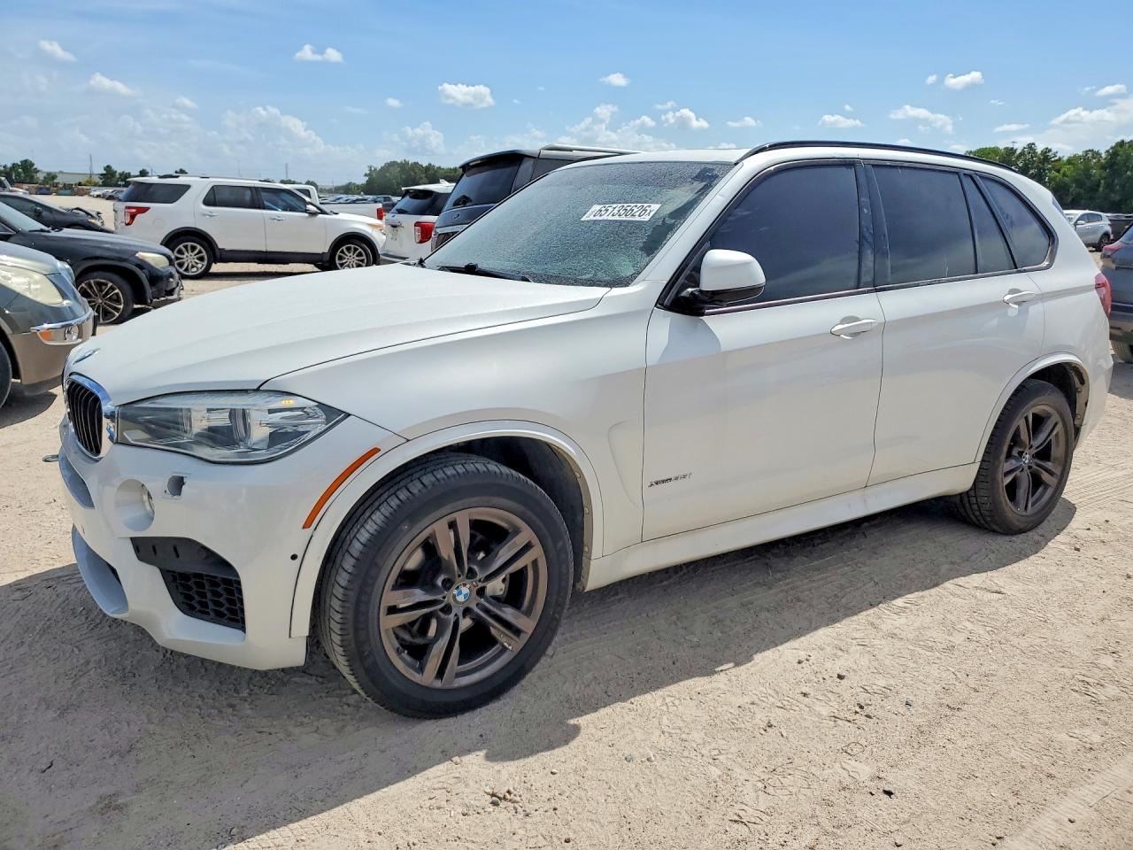 2015 BMW X5 xDrive35I - zdjęcie główne