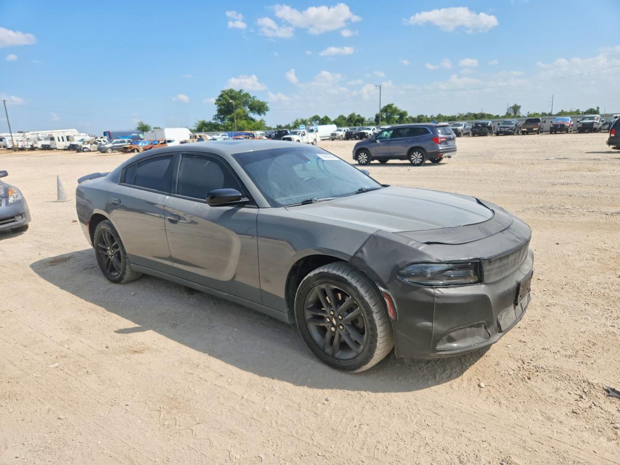 2019 Dodge Charger Sxt - zdjęcie 4