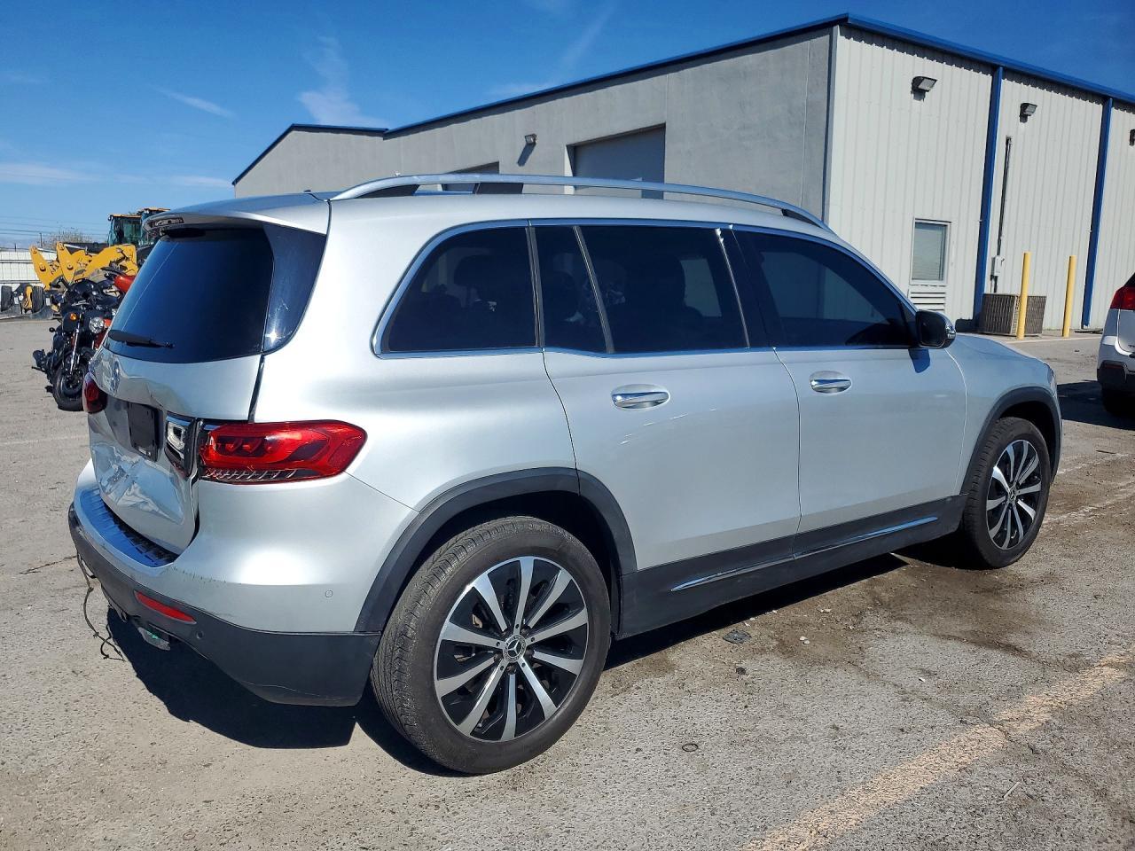 2021 Mercedes-Benz Glb 250 - zdjęcie 3