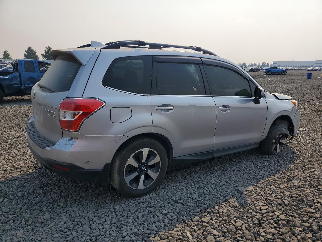 2016 Subaru Forester 2.5I Limited - zdjęcie 3