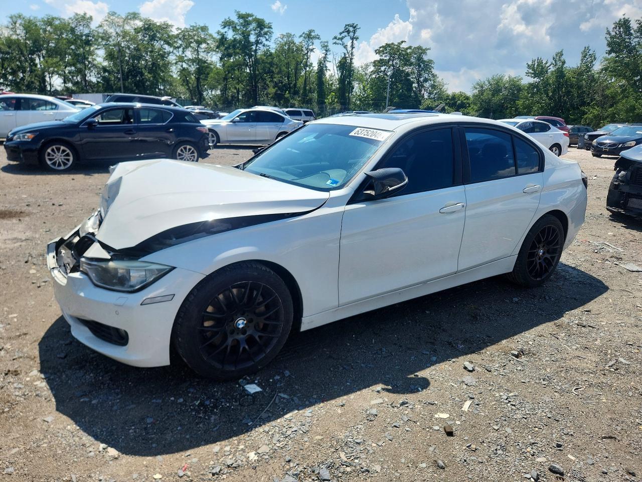 2014 BMW Seria 3 335i - zdjęcie główne
