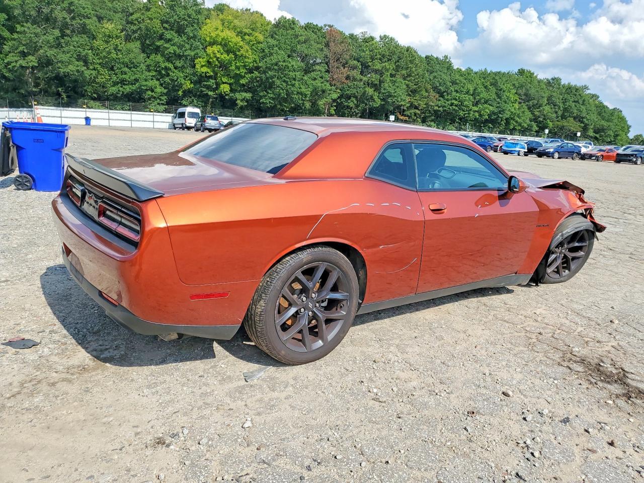 2022 Dodge Challenger R/T - zdjęcie 3