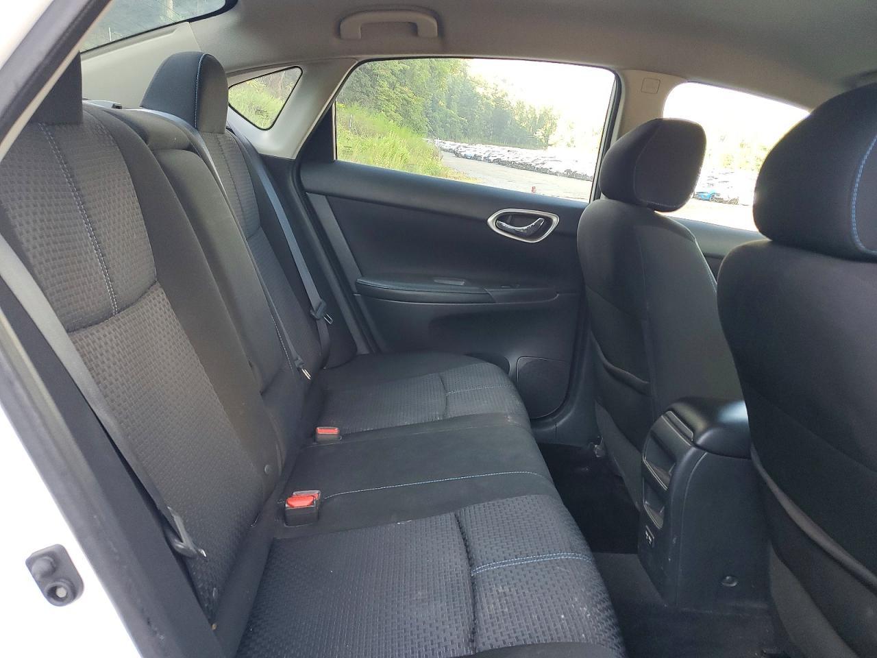 2018 Nissan Sentra Sr - zdjęcie 10