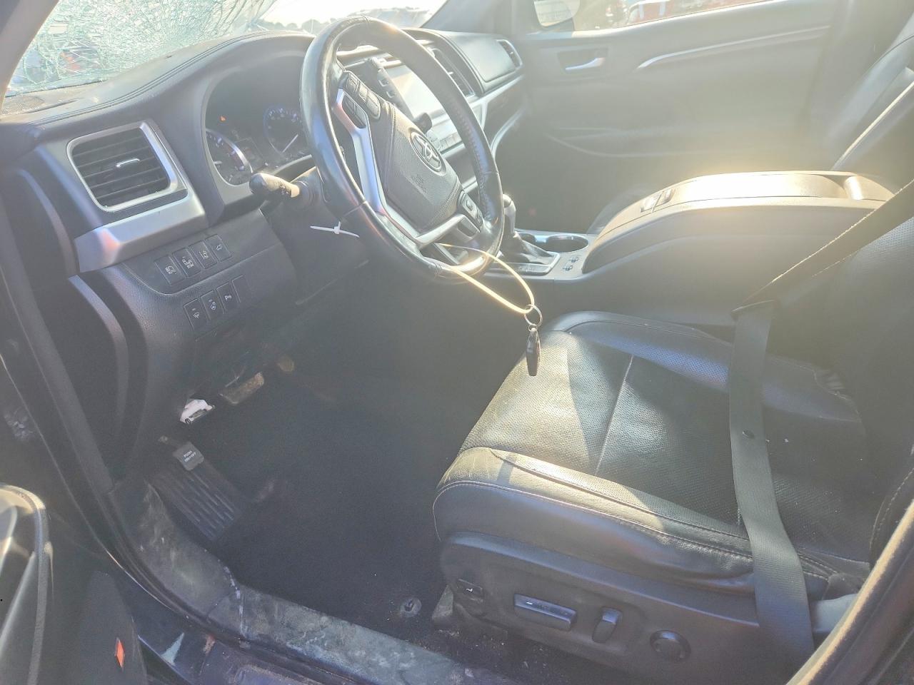 2015 Toyota Highlander Limited Platinum - zdjęcie 7