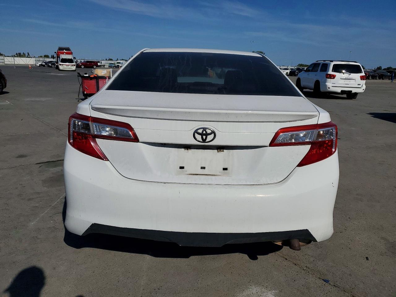 2014 Toyota Camry Se - zdjęcie 6