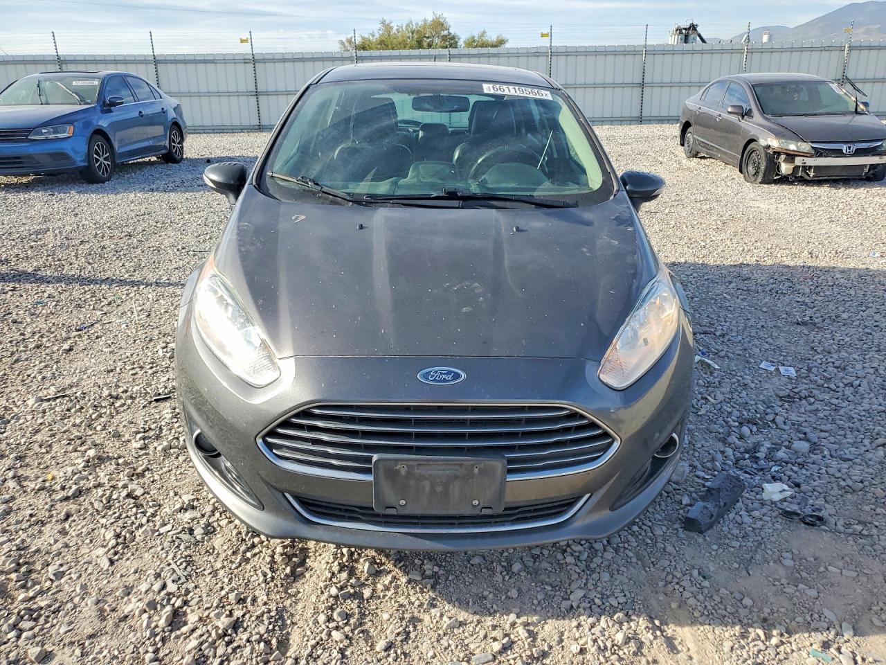 Ford Fiesta - zdjęcie 5