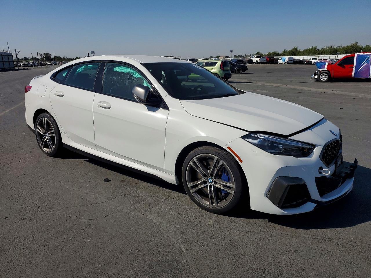 2020 BMW Seria 2 M235i - zdjęcie 4