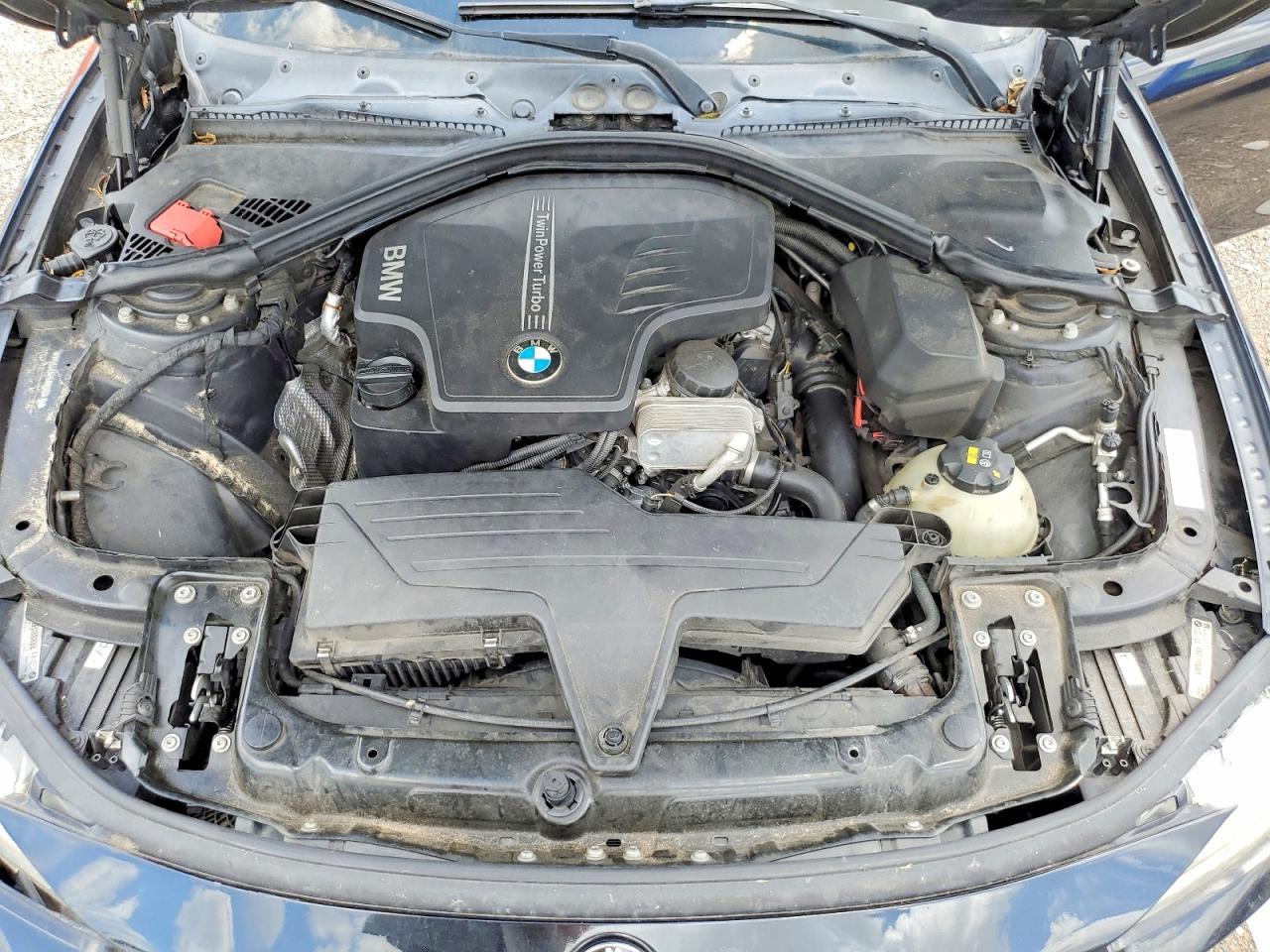 2015 BMW 328 I - zdjęcie 11