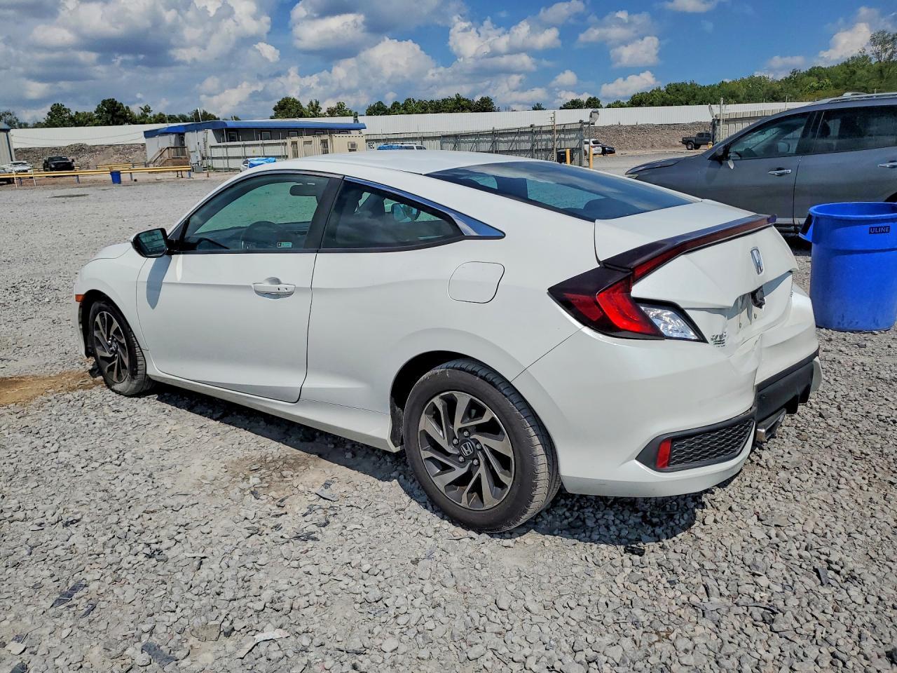 2020 Honda Civic Sport - zdjęcie 2