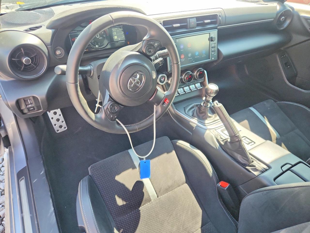 2025 Toyota Gr86 Premium - zdjęcie 8