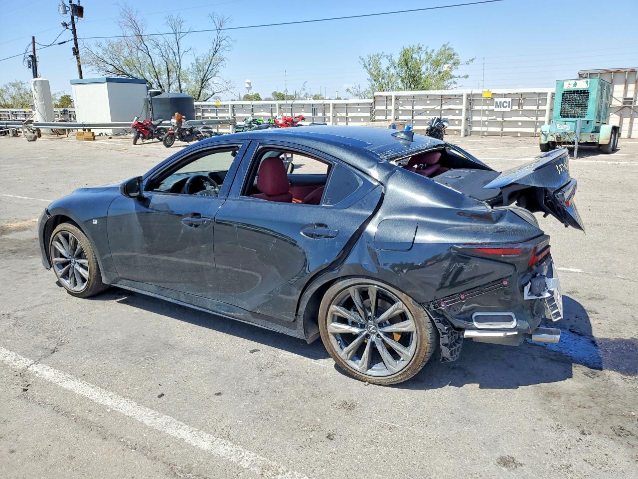 2025 Lexus Is 350 F Sport - zdjęcie 2