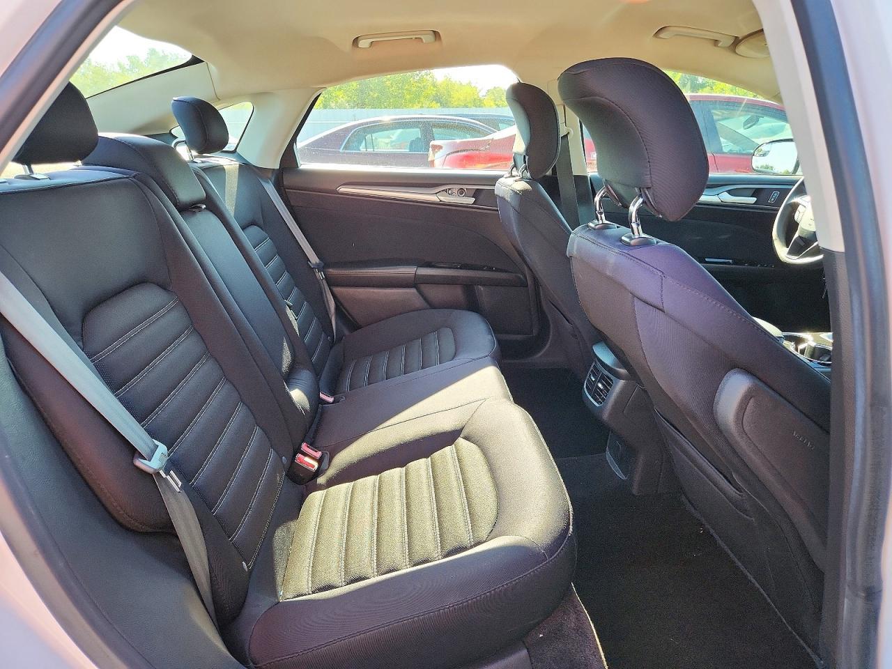 2014 Ford Fusion Se - zdjęcie 10