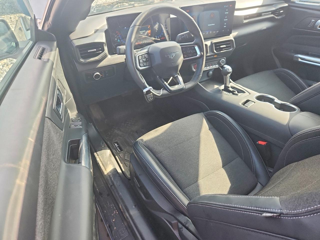 2026 Ford Mustang - zdjęcie 8