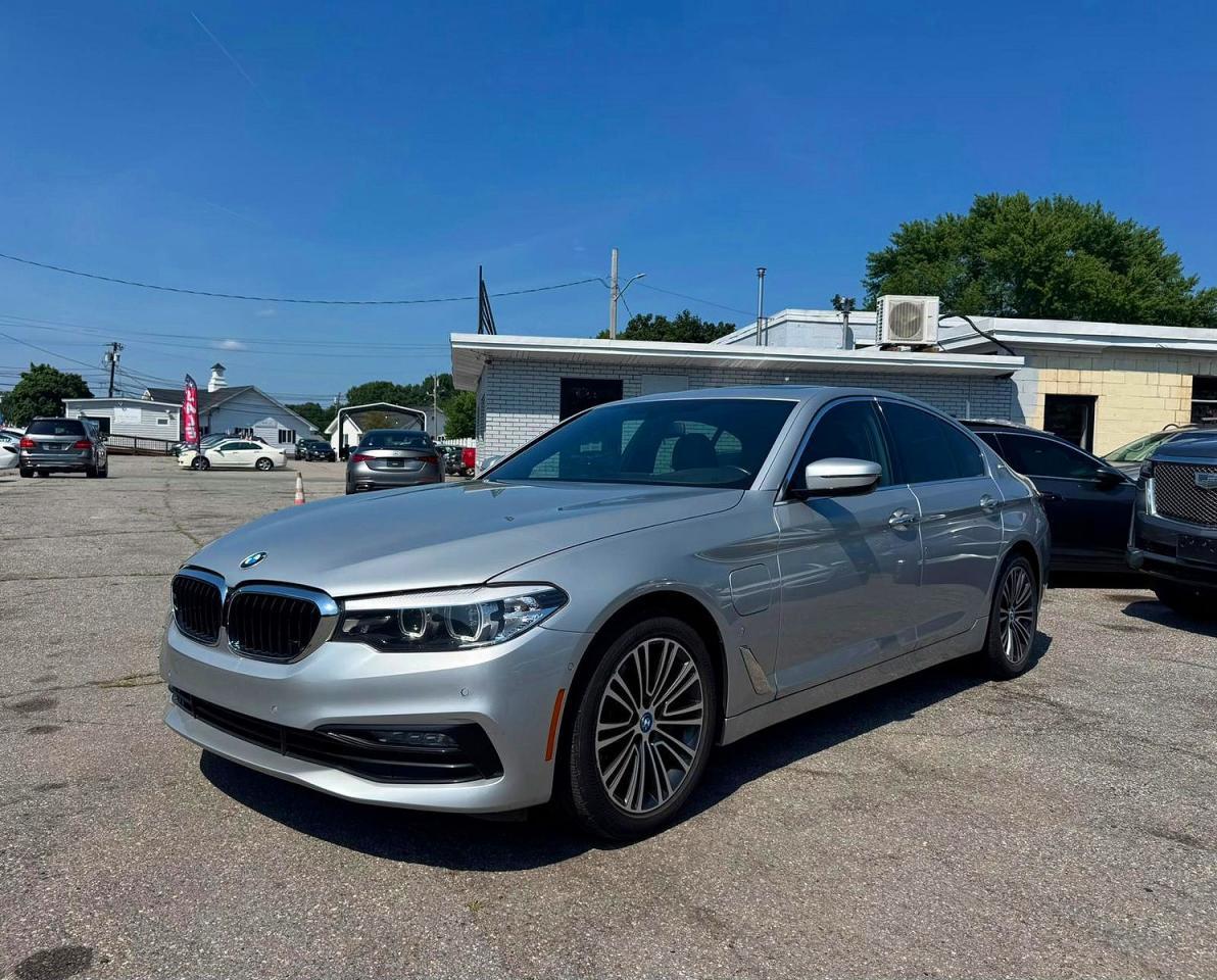 2018 BMW 530Xe - zdjęcie 2