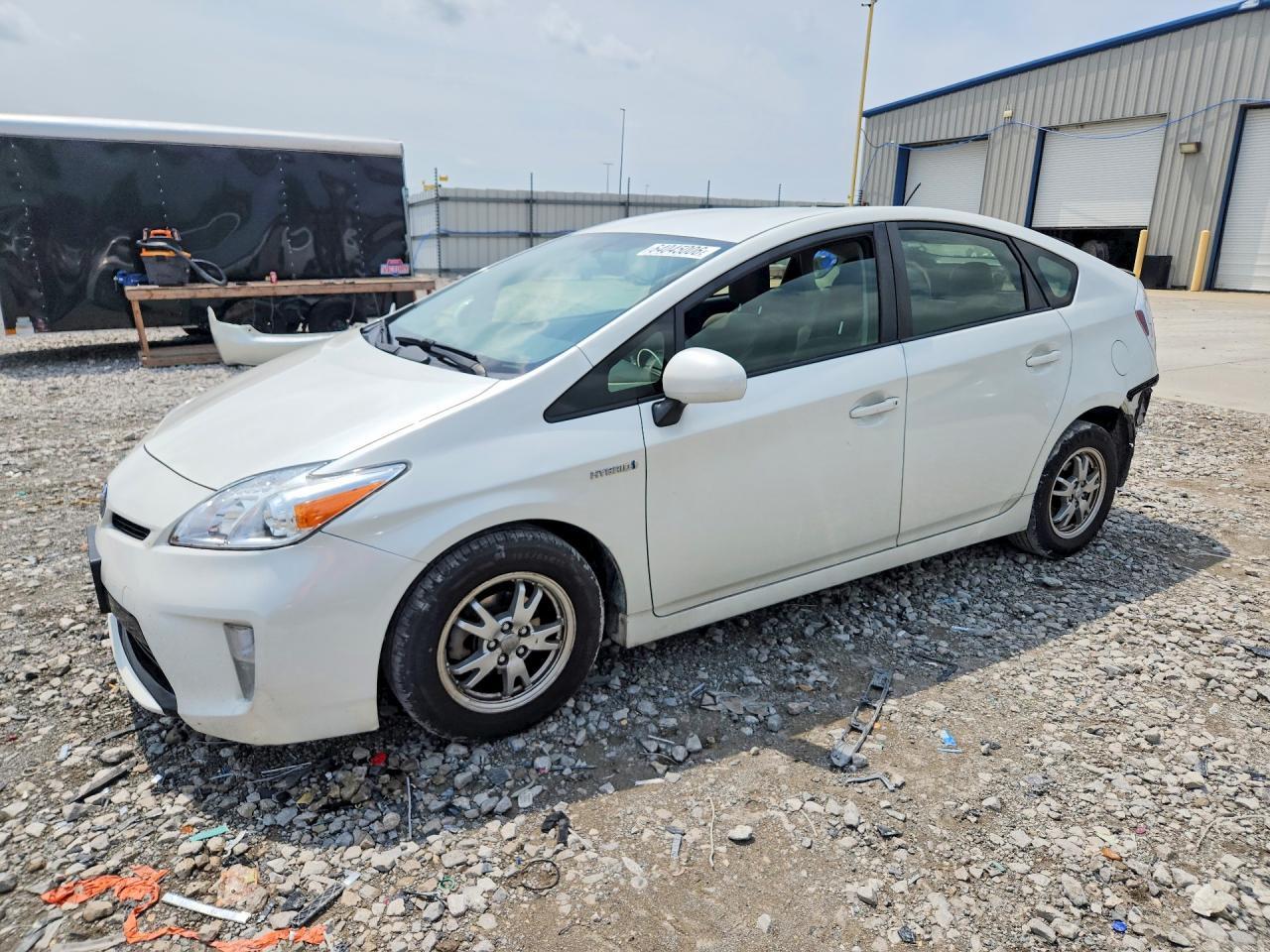 2014 Toyota Prius Two - zdjęcie główne