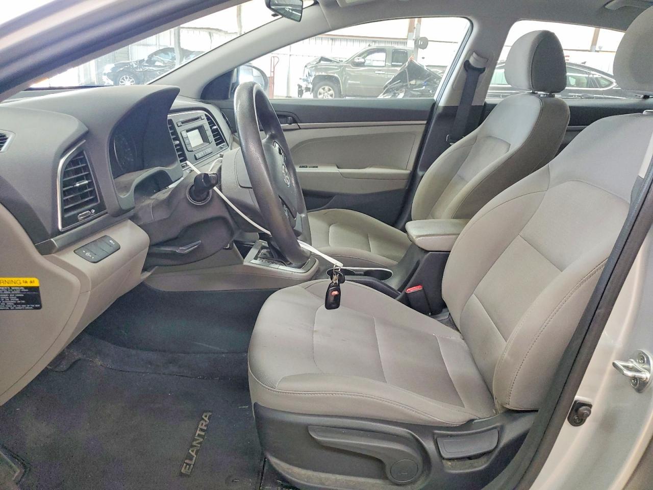 2017 Hyundai Elantra Se - zdjęcie 7