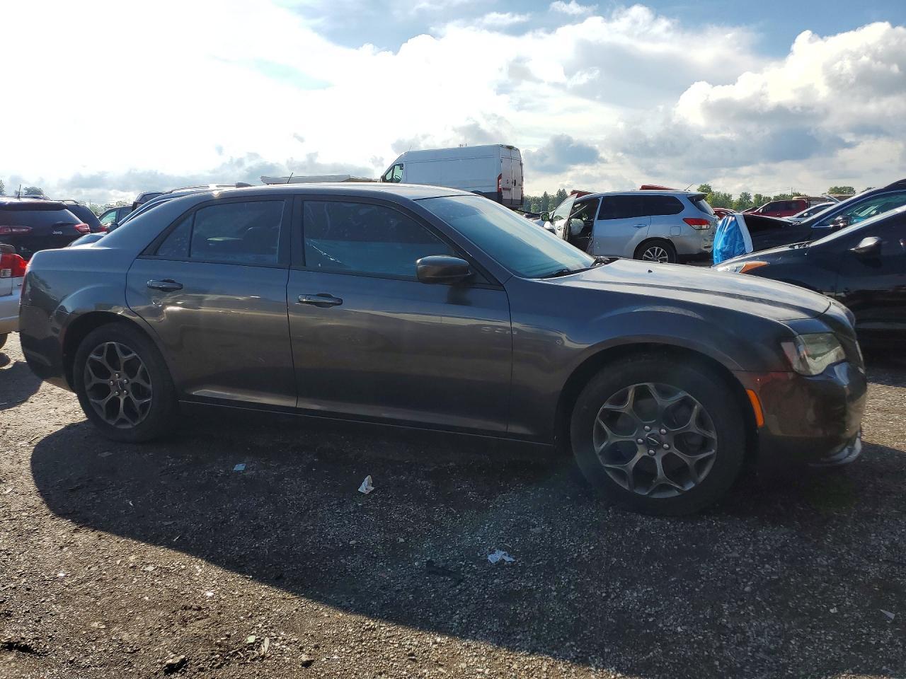 2018 Chrysler 300 S - zdjęcie 4
