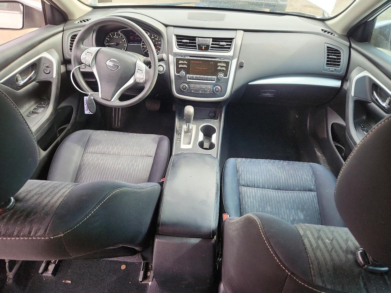 2017 Nissan Altima - zdjęcie 8