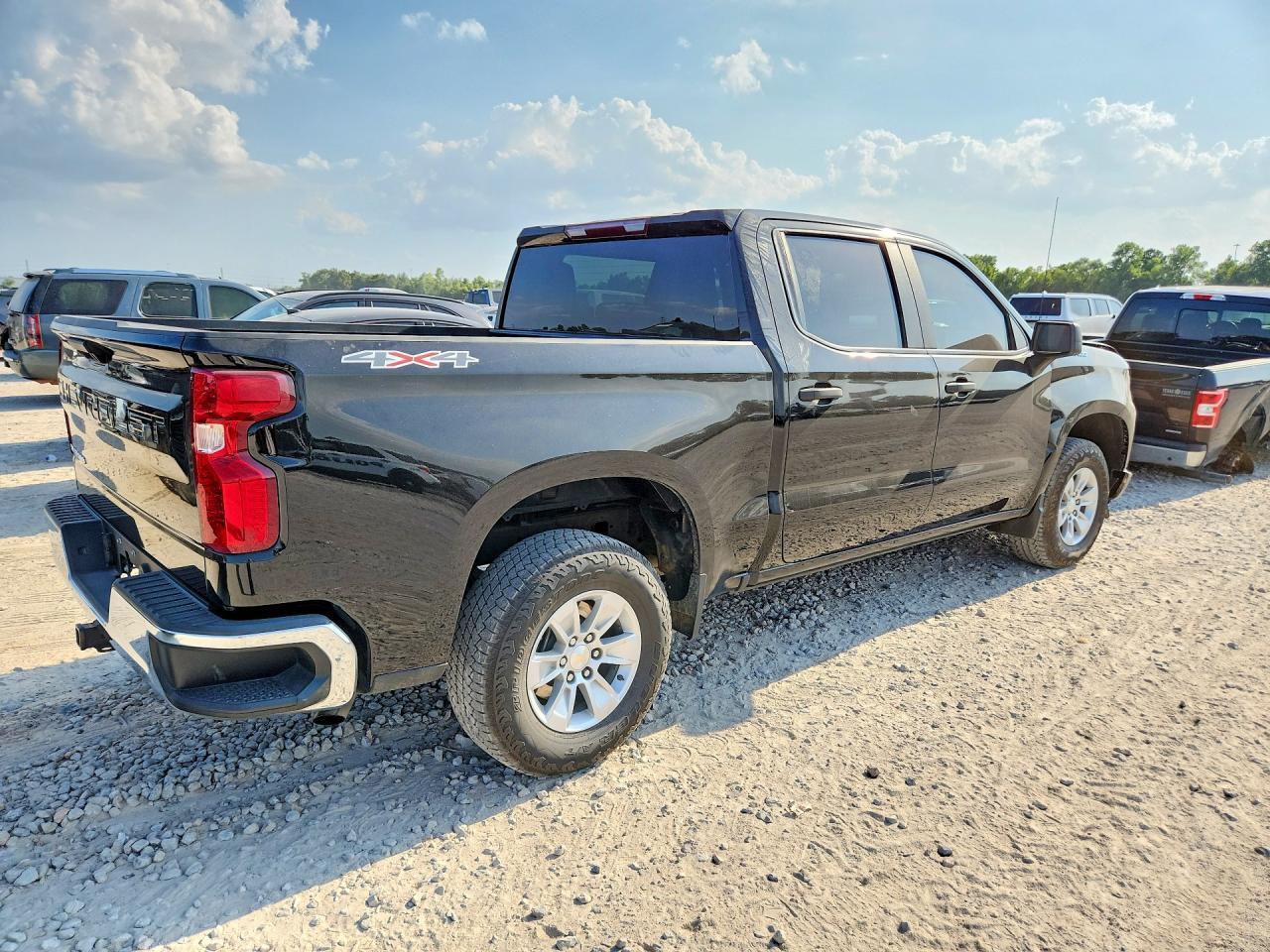 2024 Chevrolet Silverado K1500 - zdjęcie 3