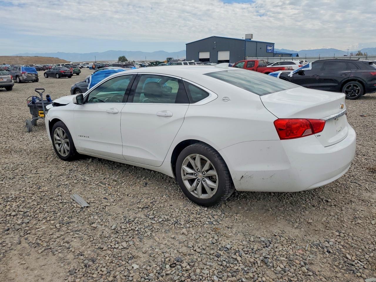 2018 Chevrolet Impala Lt - zdjęcie 2