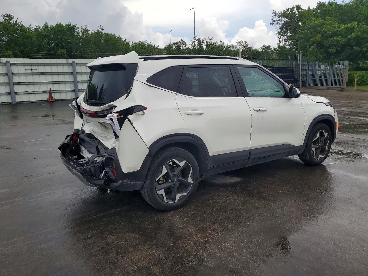 2024 Kia Seltos Ex - zdjęcie 3
