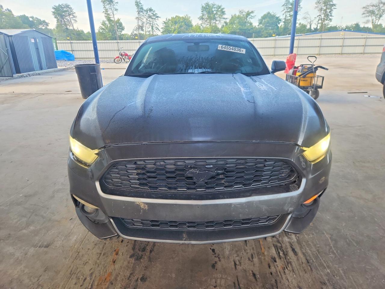 2015 Ford Mustang - zdjęcie 5