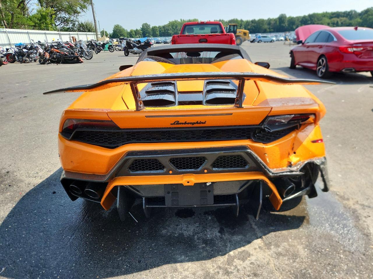 2017 Lamborghini Huracan - zdjęcie 6