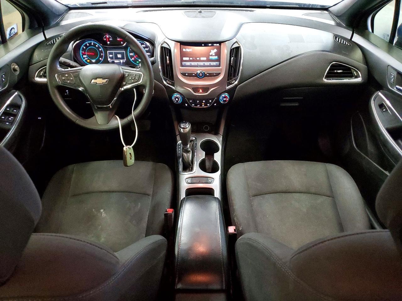 2017 Chevrolet Cruze Lt - zdjęcie 8